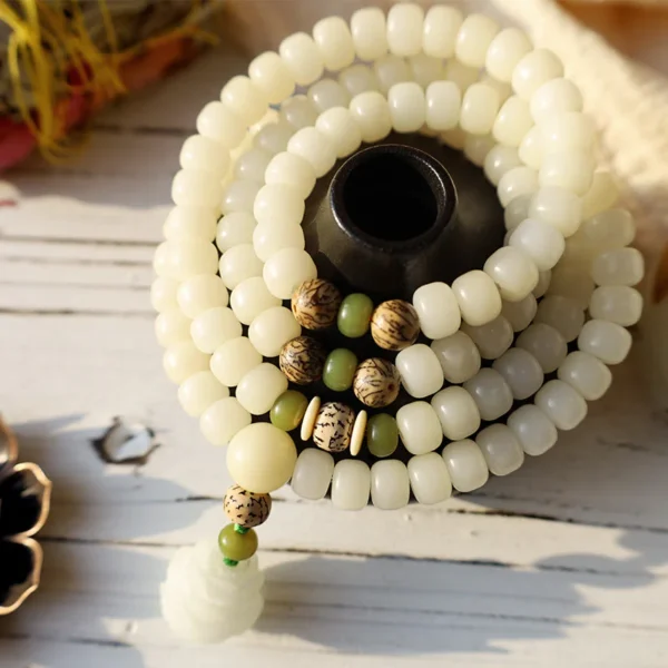 OM MANI PADME HUM CATCHER Lucky and Lustful Reincarnation Yuzuru Bracelet