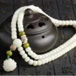 OM MANI PADME HUM CATCHER Lucky and Lustful Reincarnation Yuzuru Bracelet