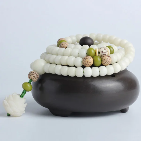 OM MANI PADME HUM CATCHER Lucky and Lustful Reincarnation Yuzuru Bracelet
